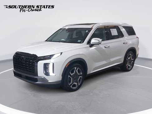 Used 2023 Hyundai Palisade SEL AWD/4WD image 1
