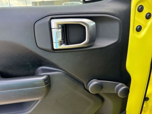 Used 2023 Jeep Gladiator Sport w/ Trailer Tow Package image 25