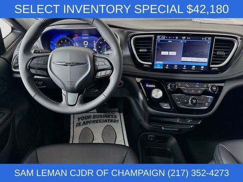 New 2026 Chrysler Pacifica Select w/ S Appearance Package FWD image 20