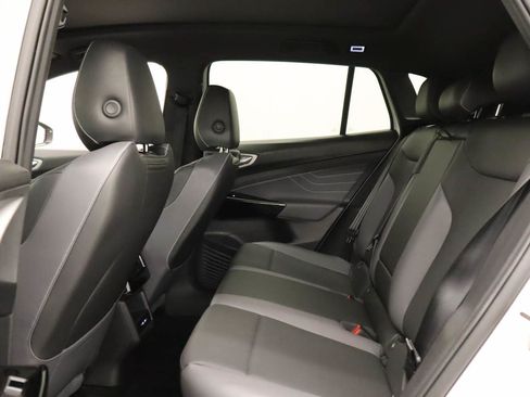Certified 2023 Volkswagen ID.4 S RWD image 17