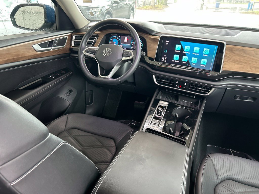 Used 2026 Volkswagen Atlas SE FWD image 9
