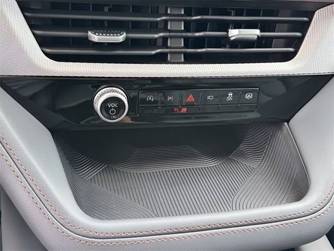 New 2025 Ford Explorer Active w/ Active Comfort Package image 34