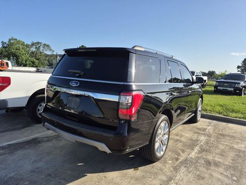 Used 2019 Ford Expedition Limited w/ Equipment Group 302A RWD image 16