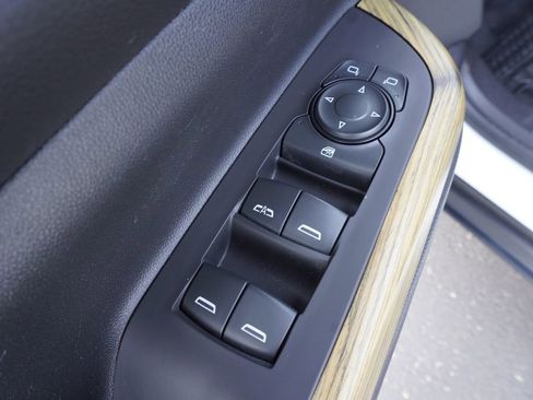 Used 2019 GMC Acadia Denali w/ Technology Package image 17