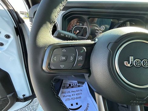 New 2026 Jeep Gladiator Sport AWD/4WD image 12