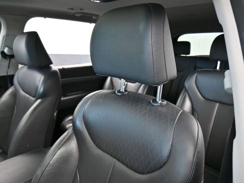 Used 2022 Hyundai Palisade SEL w/ Premium Package image 17