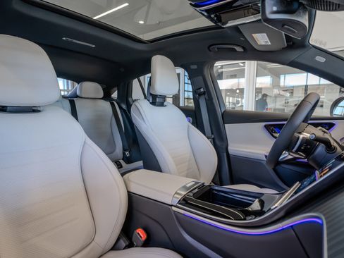 New 2026 Mercedes-Benz GLC 300 4MATIC image 29