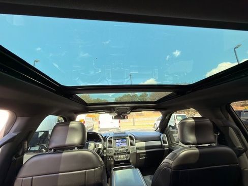 Used 2017 Ford F350 Platinum w/ Platinum Ultimate Package image 9