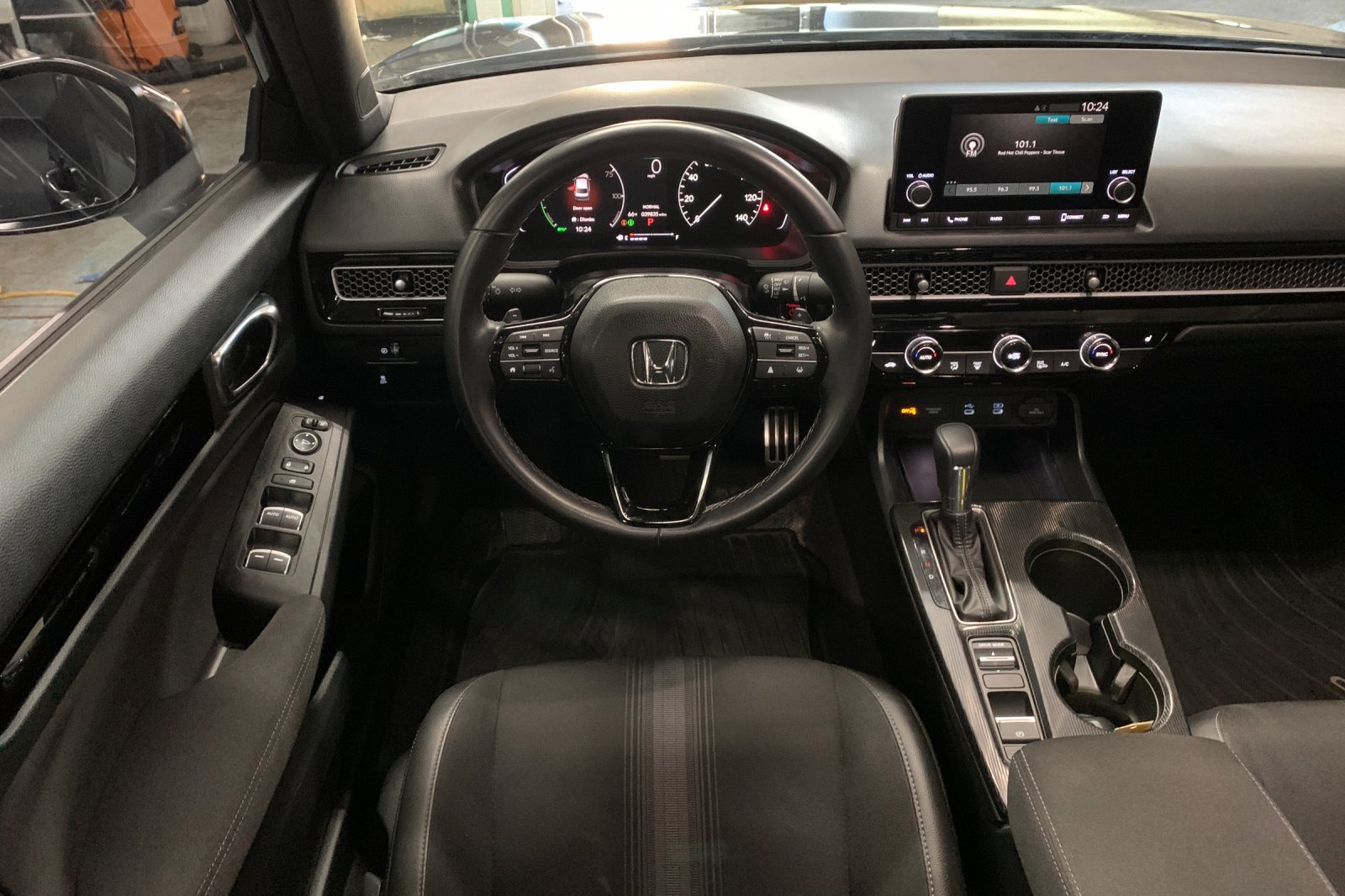 Certified 2025 Honda Civic Sport image 16