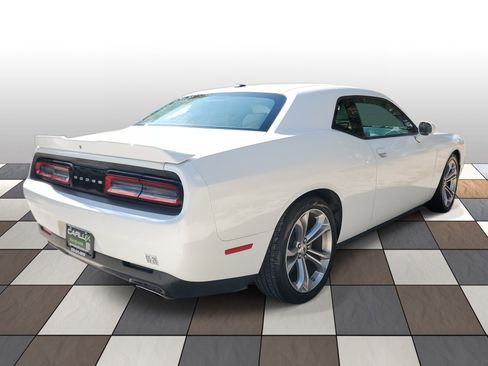Used 2022 Dodge Challenger R/T image 4