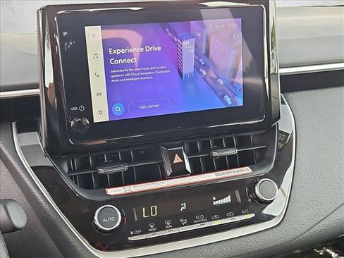 Used 2025 Toyota Corolla LE FWD image 19