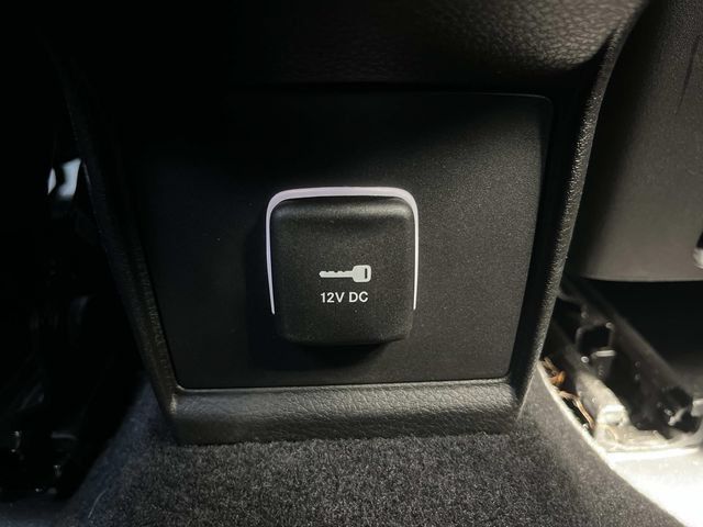Used 2026 Jeep Compass Latitude AWD/4WD image 18