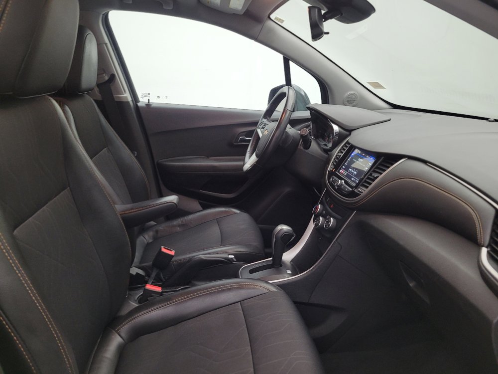 Used 2019 Chevrolet Trax LT w/ LT Convenience Package AWD/4WD image 21