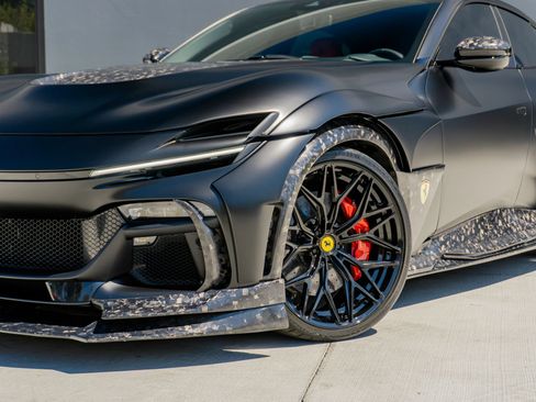 Used 2025 Ferrari Purosangue AWD/4WD image 24