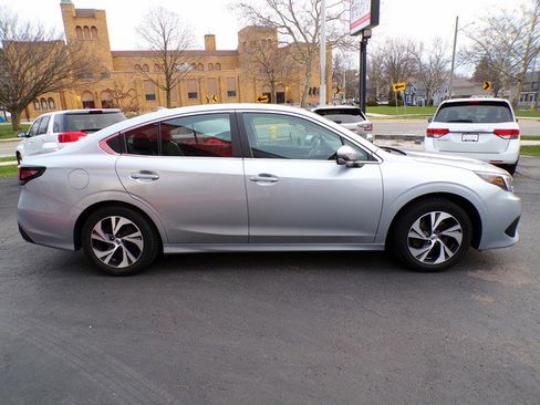 Used 2022 Subaru Legacy Premium image 3