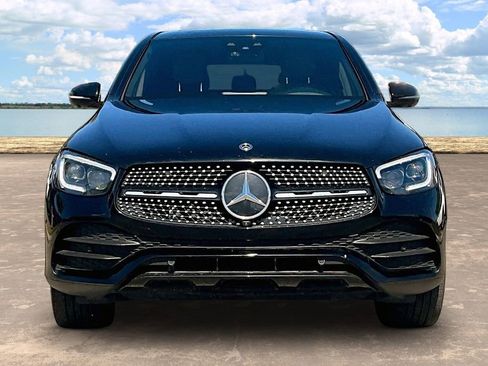 Used 2020 Mercedes-Benz GLC 300 4MATIC Coupe image 2