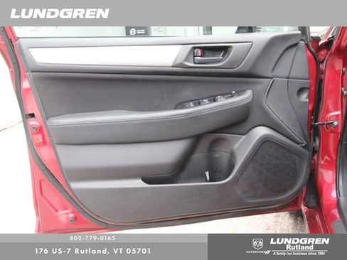 Used 2015 Subaru Legacy 2.5i image 11