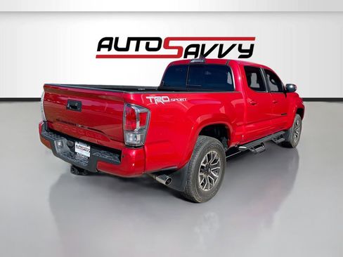 Used 2022 Toyota Tacoma TRD Sport w/ Technology Package RWD image 7