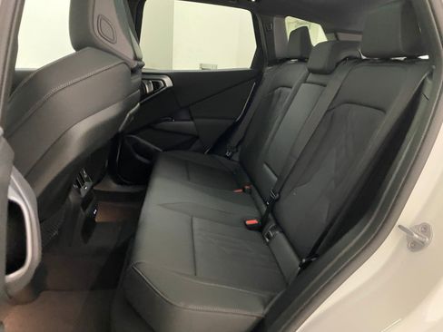 Used 2026 BMW X3 xDrive30 w/ Premium Package image 13