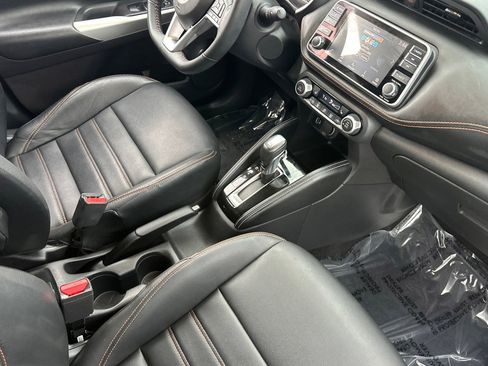 Used 2020 Nissan Kicks SR w/ SR Premium Package image 31