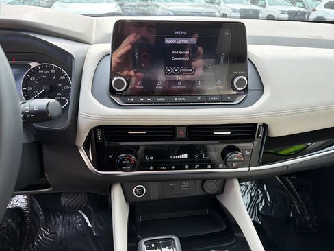 Certified 2023 Nissan Rogue SL FWD image 27