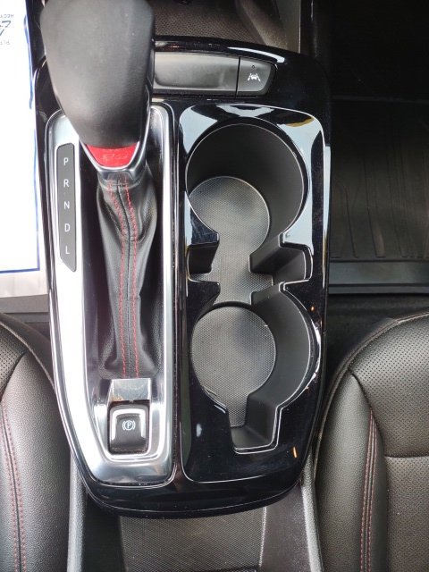 Used 2025 Chevrolet Trax RS w/ Sunroof Package FWD image 14