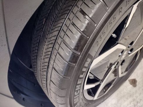 Certified 2024 Hyundai Ioniq 5 SEL RWD image 7