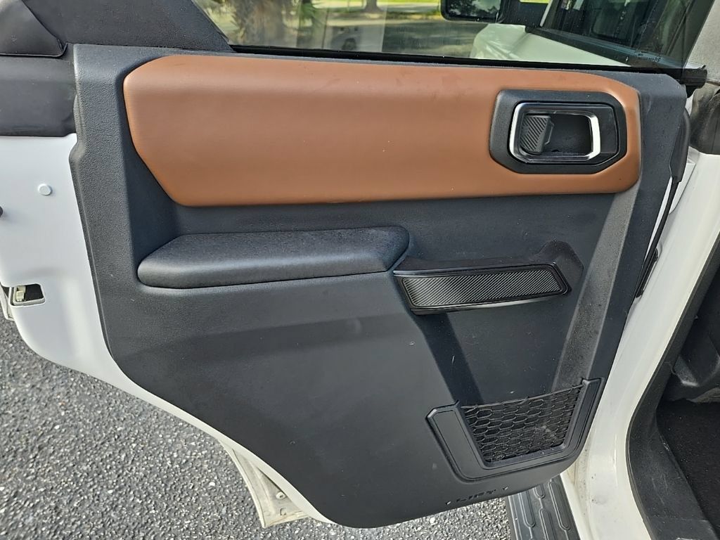 Used 2024 Ford Bronco Outer Banks AWD/4WD image 11