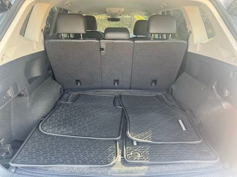 Used 2024 Volkswagen Tiguan Wolfsburg Edition image 24