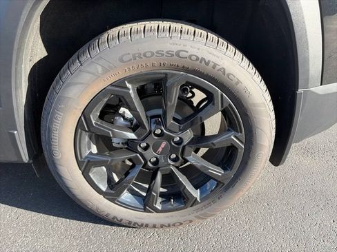Used 2026 GMC Terrain Elevation w/ Elevation Premium Package AWD/4WD image 2