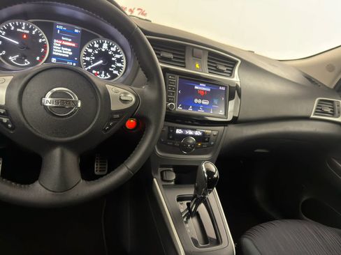 Used 2019 Nissan Sentra SV FWD image 18