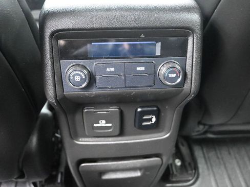 Used 2018 GMC Acadia SLT image 34