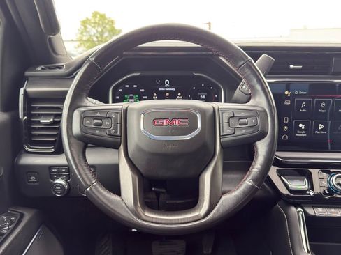 Used 2024 GMC Sierra 2500 AT4X AWD/4WD image 18