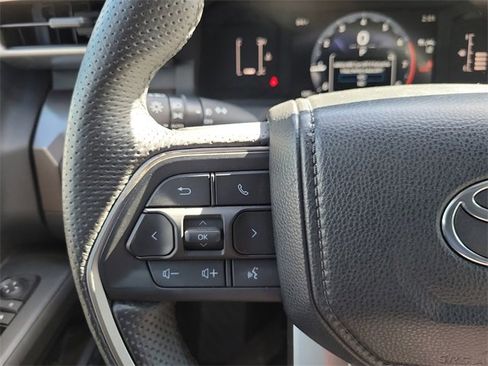 Used 2024 Toyota Tacoma SR5 image 15