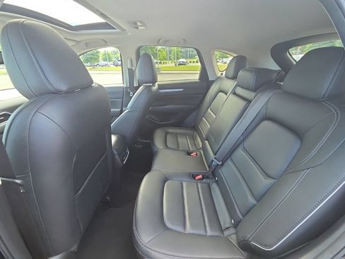 Used 2025 MAZDA CX-5 AWD 2.5 S w/ Preferred Package image 11
