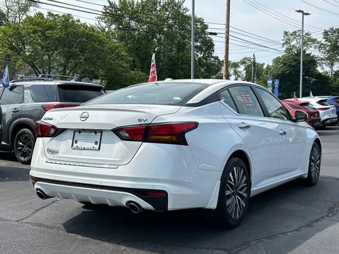Certified 2023 Nissan Altima 2.5 SV w/ SV Premium Package image 2