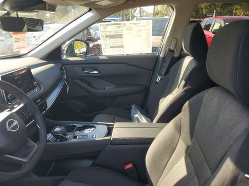 New 2026 Nissan Rogue SV image 10