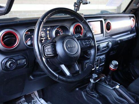 Used 2018 Jeep Wrangler Unlimited Sport S AWD/4WD image 17