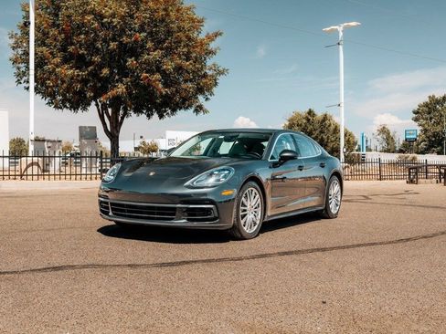 Used 2017 Porsche Panamera 4S AWD/4WD image 3