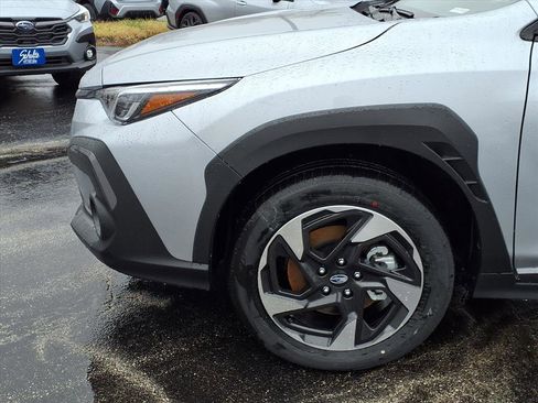 New 2025 Subaru Crosstrek 2.5i Limited w/ Crosstrek Mirror Package image 17