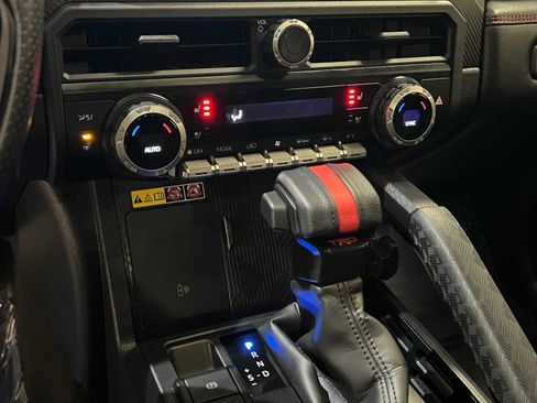 Certified 2025 Toyota 4Runner TRD Pro image 24