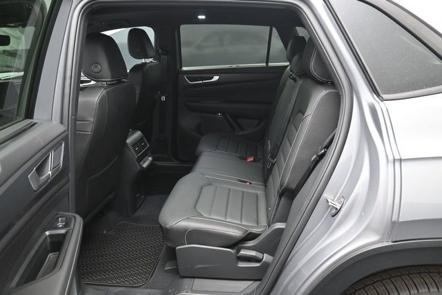New 2026 Volkswagen Atlas Cross Sport SEL R-Line AWD/4WD image 11