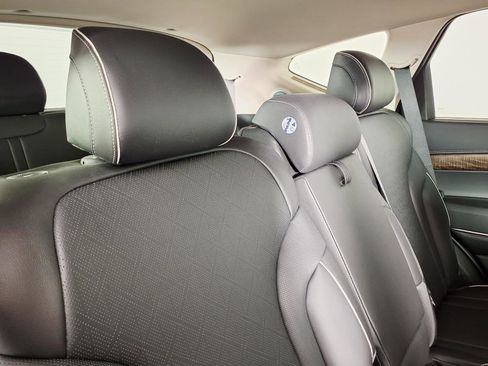 Certified 2026 Genesis GV80 3.5T Advanced image 12