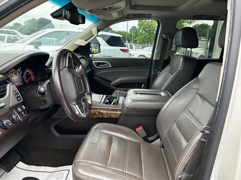 Used 2015 GMC Yukon Denali w/ Premium Package AWD/4WD image 13