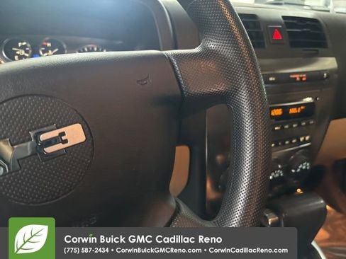 Used 2006 HUMMER H3 AWD/4WD image 14