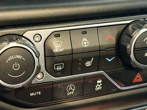 Used 2019 Jeep Wrangler Unlimited Rubicon AWD/4WD image 21
