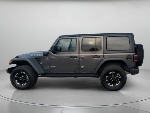 Used 2025 Jeep Wrangler Unlimited Rubicon 4xe w/ Convenience Group image 16