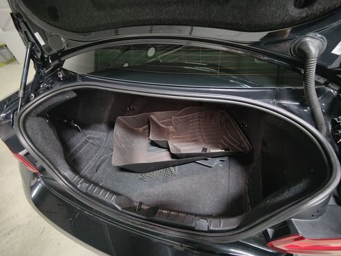 Used 2018 BMW M2 w/ Executive Package image 10