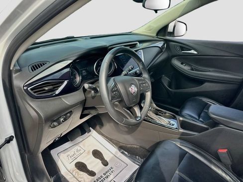 Used 2022 Buick Encore GX Select w/ Experience Buick Package FWD image 9