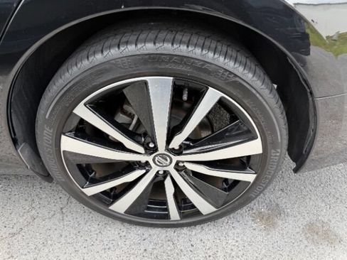 Used 2022 Nissan Altima 2.5 SR FWD image 7